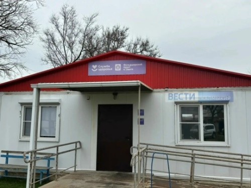 В эти минуты в Овате в рамках акции «Будь здоров» работает мобильная бригада медиков.