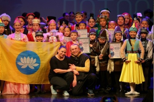 Образцово-художественный ансамбль «Веснушки» из Элисты завоевал Малый Гран-при Всероссийского конкурса хореографического творчества «Кубок Астраханского Лотоса».