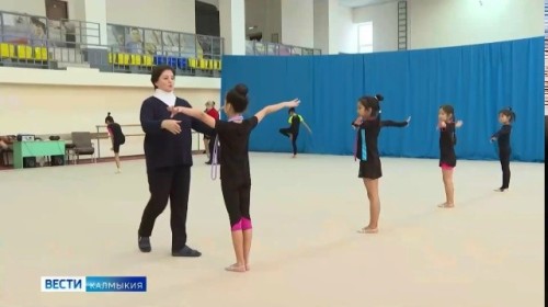 ️В Калмыкии впервые стартовал прием заявок на участие в программе «Земский тренер».