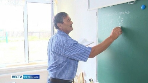 В России обсуждают возможное сокращение школьного обучения до 10 лет.