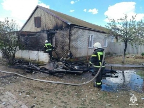 Пожар в Сарпинском районе потушен.