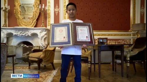 Международный мастер по шахматам Роман Шогджиев успешно выполнил вторую норму гроссмейстера