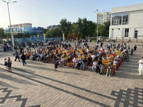 В калмыцкой столице продолжаются «Элистинские вечера».