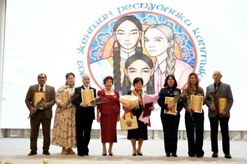 В Элисте прошло торжественное собрание, посвящённое 85-летию Антифашистского комитета России