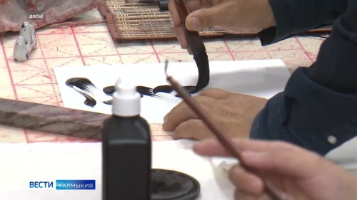 Каждый желающий может освоить уникальное «Тодо бичиг» с помощью современного онлайн-самоучителя