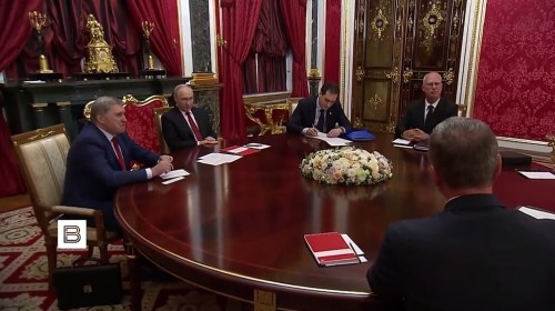 Путин абсолютно последователен: и по отношению к переговорному процессу, и по отношению к украинскому режиму. Американцы понимают, что Россия побеждает, а Путин – не тот человек, которого можно обмануть или переиграть. 