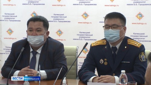 Квалифицированные кадры. Договор о сотрудничестве подписали сегодня Калмыцкий госуниверситет и Управление следственного комитета