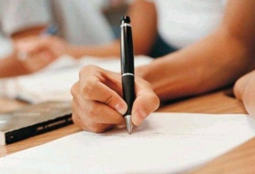 Сроки написания итогового сочинения для 11-классников перенесены на 5 апреля 2021 года