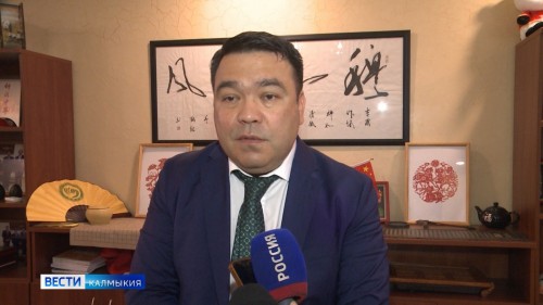 В Калмыкию прибыл генеральный консул Узбекистана Рустам Курбанбаев