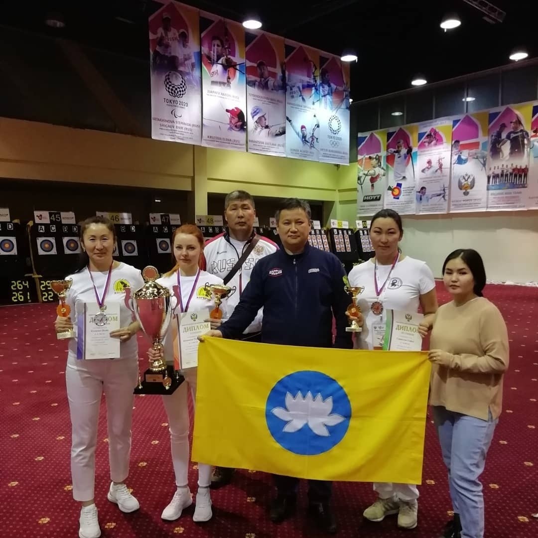 Первое, второе и третье место заняли девушки из Калмыкии в Кубке России по стрельбе из классического лука