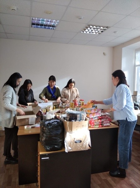 Теплые вещи, медикаменты, продукты питания, средства гигиены получили мобилизованные, которые находятся на учебных полигонах в Волгограде