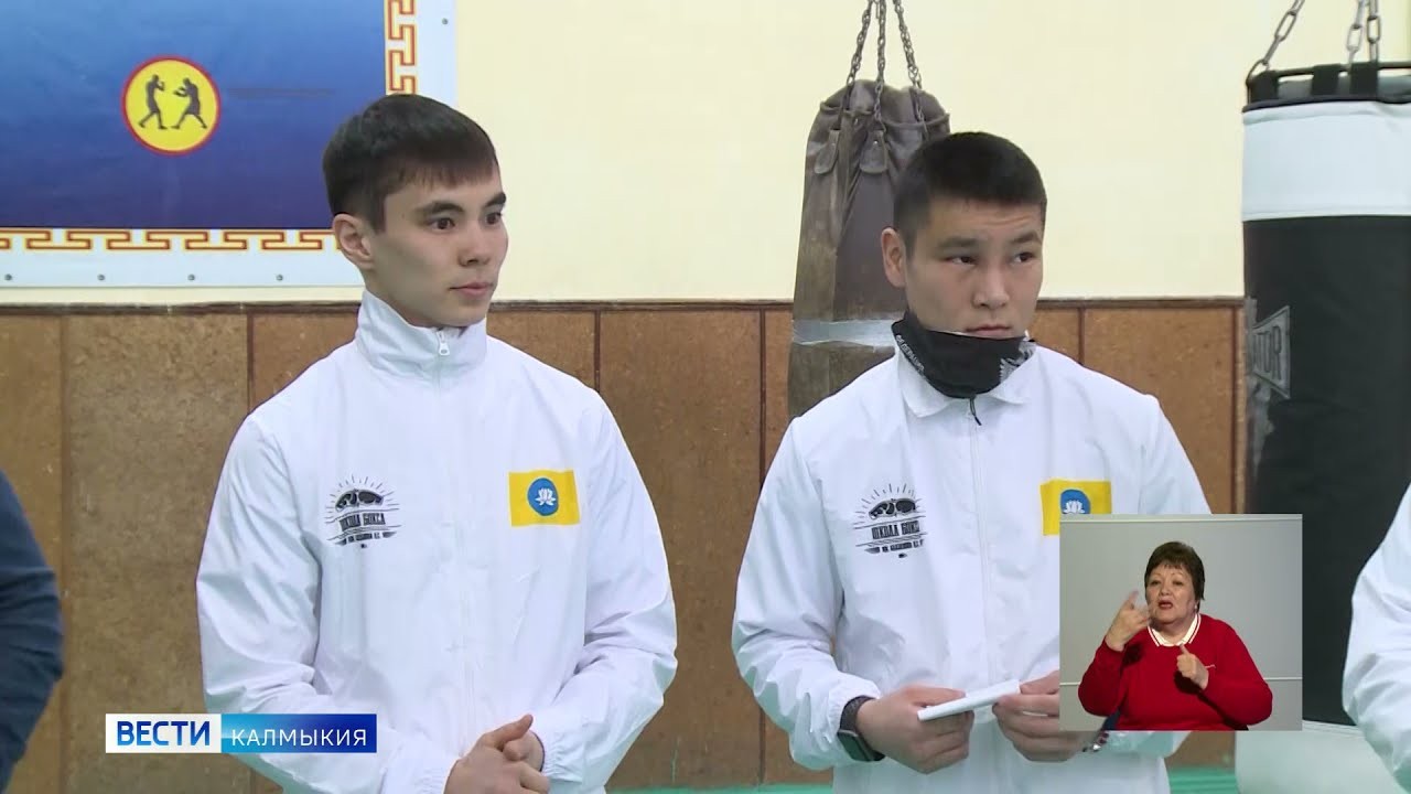 Сегодня Эльдар Хараев начинает свой путь на Чемпионате России среди молодежи по боксу