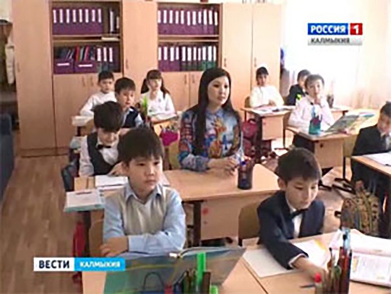 Депутат Государственной Думы Марина Мукабенова посетила частную школу