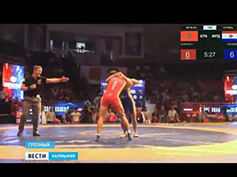 Мингиян Семенов завоевал бронзовую медаль Чемпионата России по греко-римской борьбе