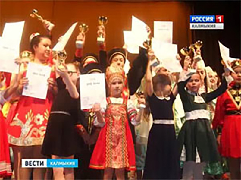Учащиеся хореографической студи "Завиток" стали призерами фестиваля "Творческие открытия"