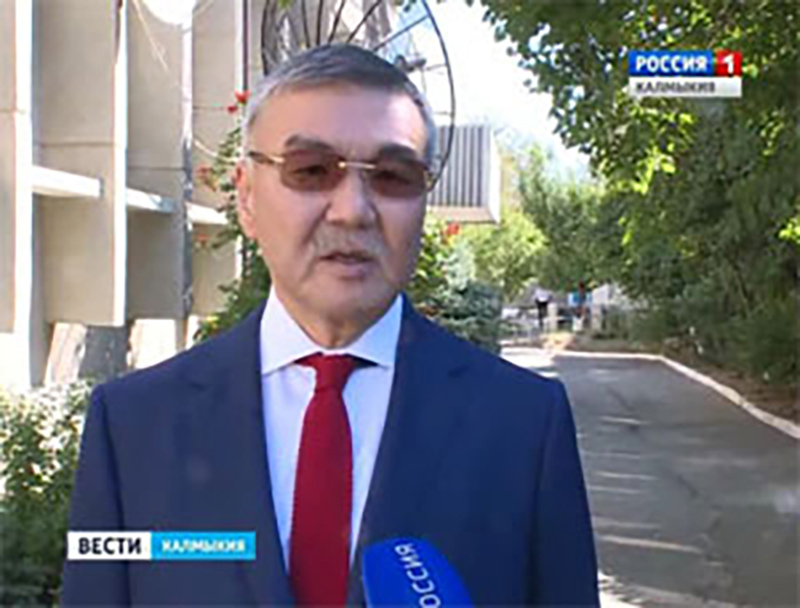 Глава Калмыкии прокомментировал провел заседание президиума Государственного совета