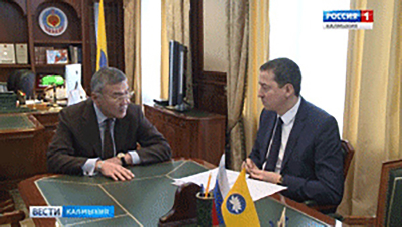 Алексей Орлов провел встречу с председателем правительства Игорем Зотовым