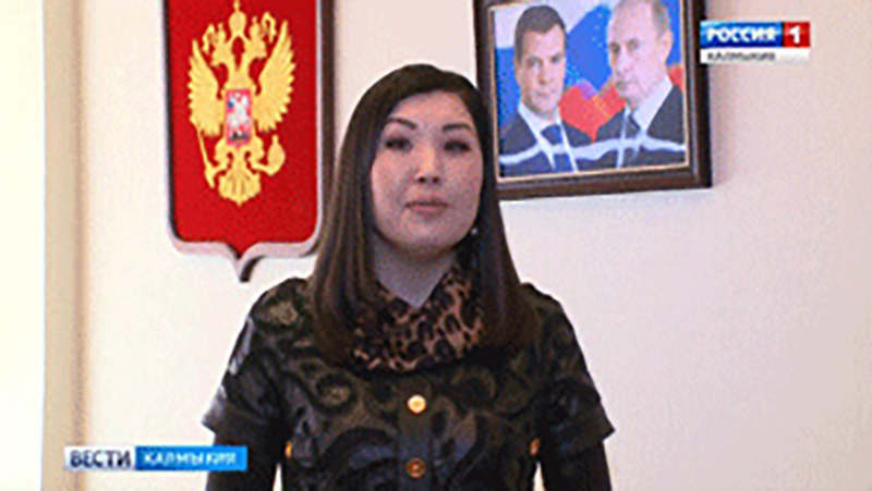 Марина Мукабенова поздравила ГТРК "Калмыкия" с юбилеем