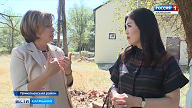 Марина Мукабенова встретилась с жителями села Приютное