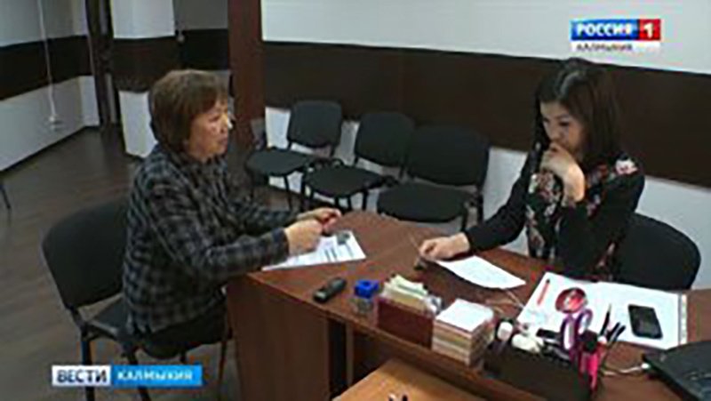 Депутат Госдумы Марина Мукабенова провела прием граждан