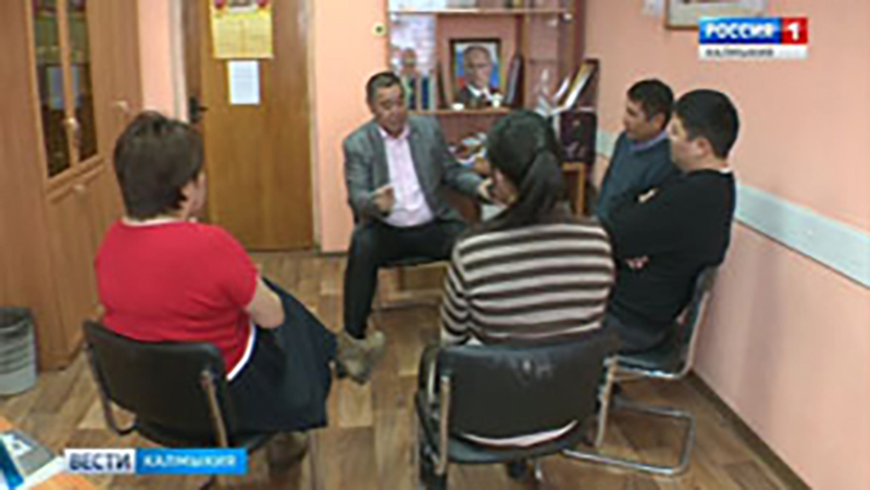 Санал Шавалиев провел встречу с журналистами Калмыкии
