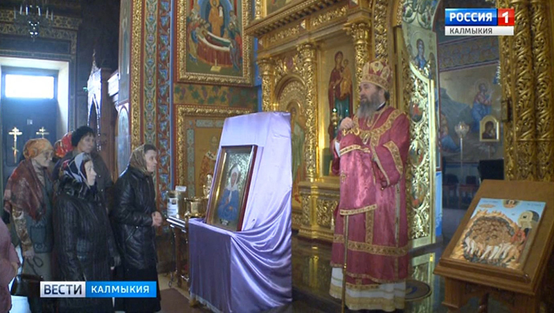 В Казанский кафедральный собор доставили мощи блаженной Матроны Московской
