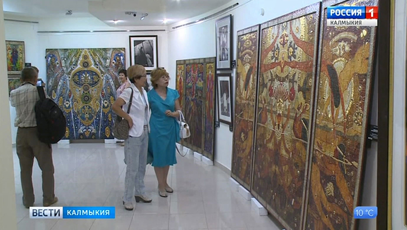 В Национальном музее откроется выставка отца и сына Санджиевых
