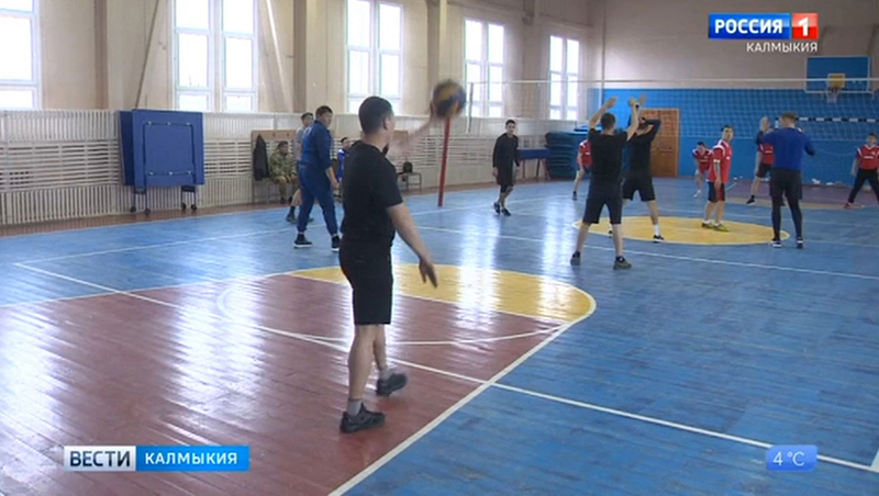 Росгвардия по Калмыкии провела соревнования по волейболу
