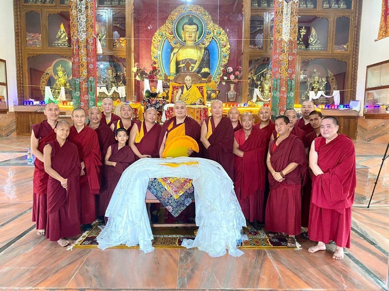 Руководитель администрации Центрального хурула Калмыкии Йонтен-гелюнг удостоен звания «Геше» в монастыре Дрепунг Гоманг