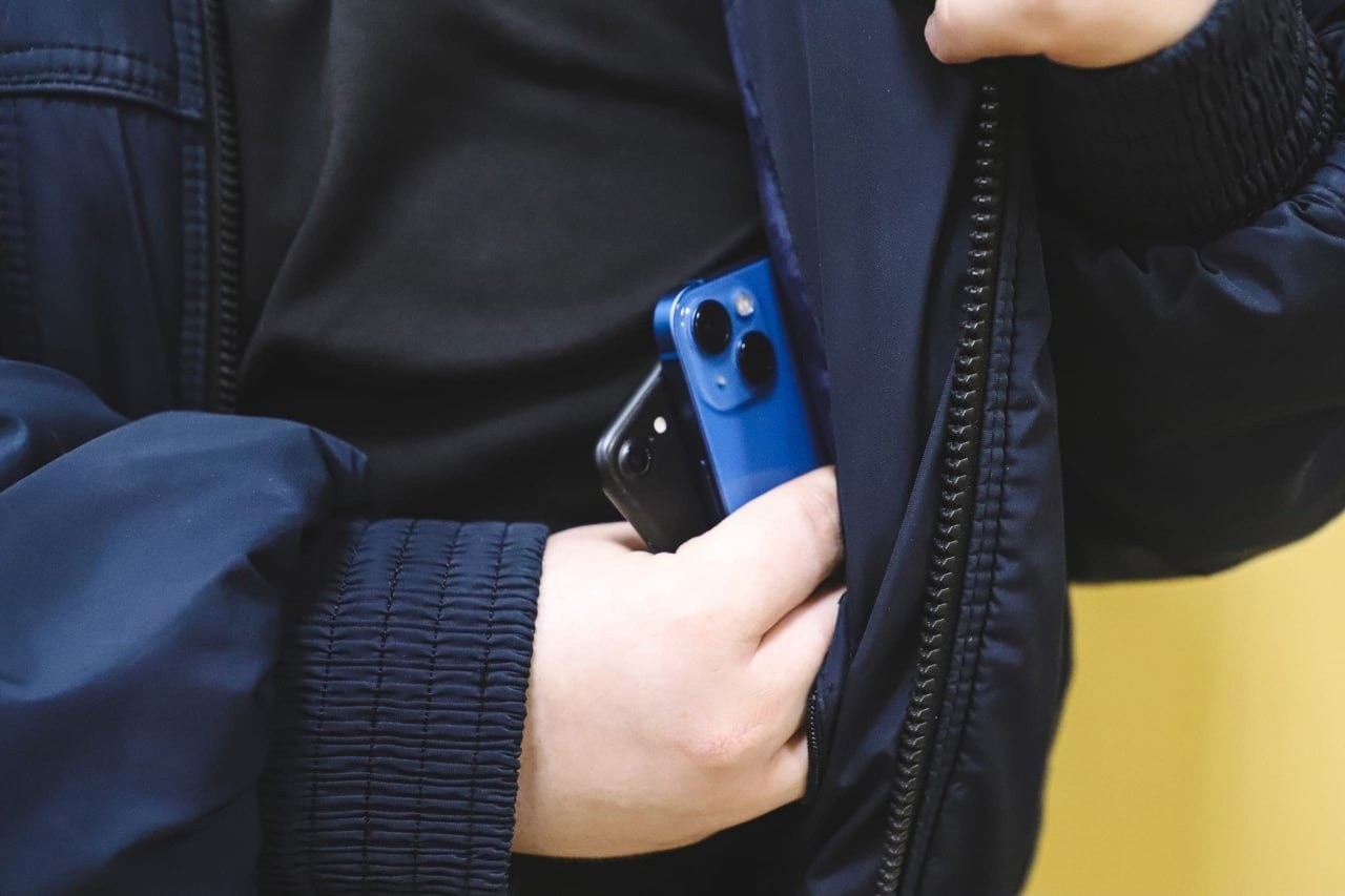 Сотрудниками полиции Элисты раскрыта кража мобильного телефона у местного жителя