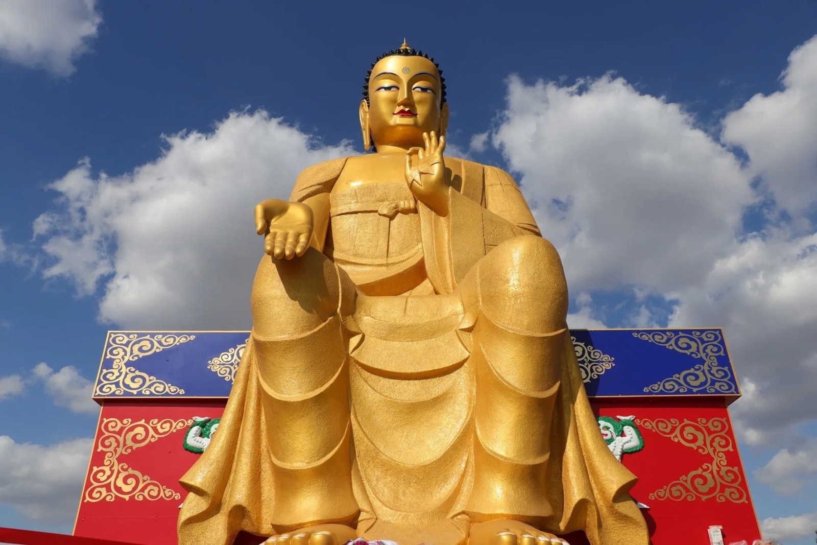 В городе Лагань планируют ремонт Статуи Будды Майтрейи