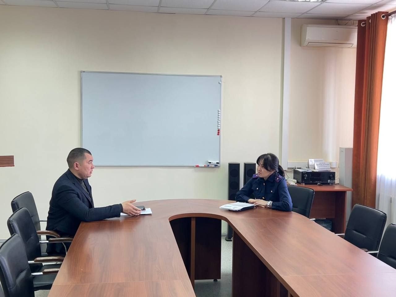 В Элисте обсудили сотрудничество в сфере работы с молодежью