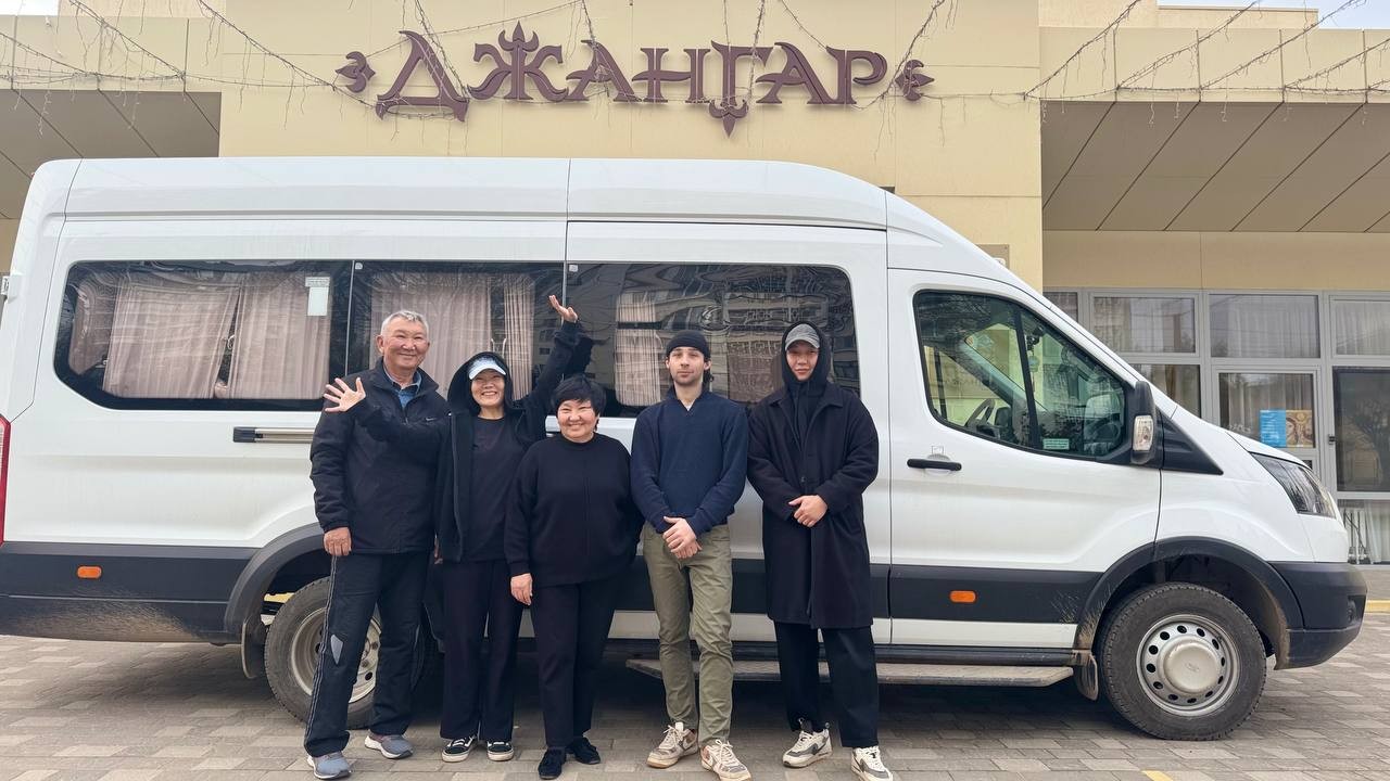 Калмыцкий государственный театр кукол «Джангр» проводил свою группу бэби-театра на IV Международный фестиваль бэби-спектаклей "МалышОК"