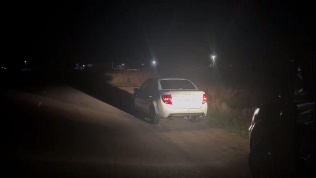 В Калмыкии, в Яшкульском районе, сотрудники Госавтоинспекции задержали водителя с поддельным водительским удостоверением.
