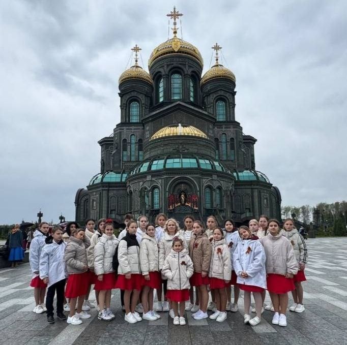 Дети Калмыкии выступили в составе Всероссийского Победного хора на Поклонной горе