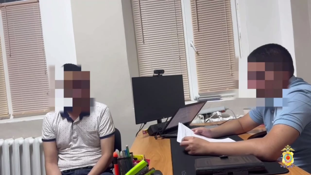 В Калмыкии оперативники подразделений по контролю за оборотом наркотиков задержали ещё одного участника преступной группы, занимавшейся сбытом наркотических средств.