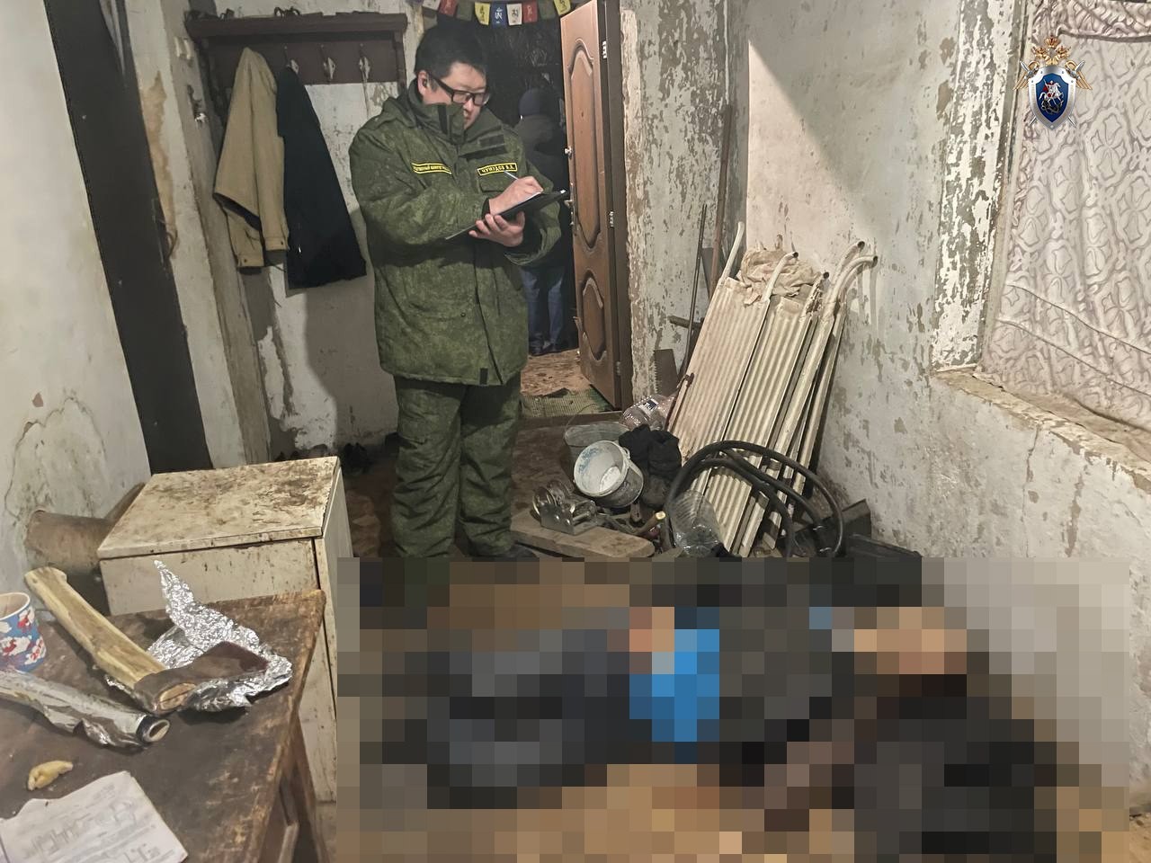 Житель Яшалтинского района предстанет перед судом за убийство односельчанина топором