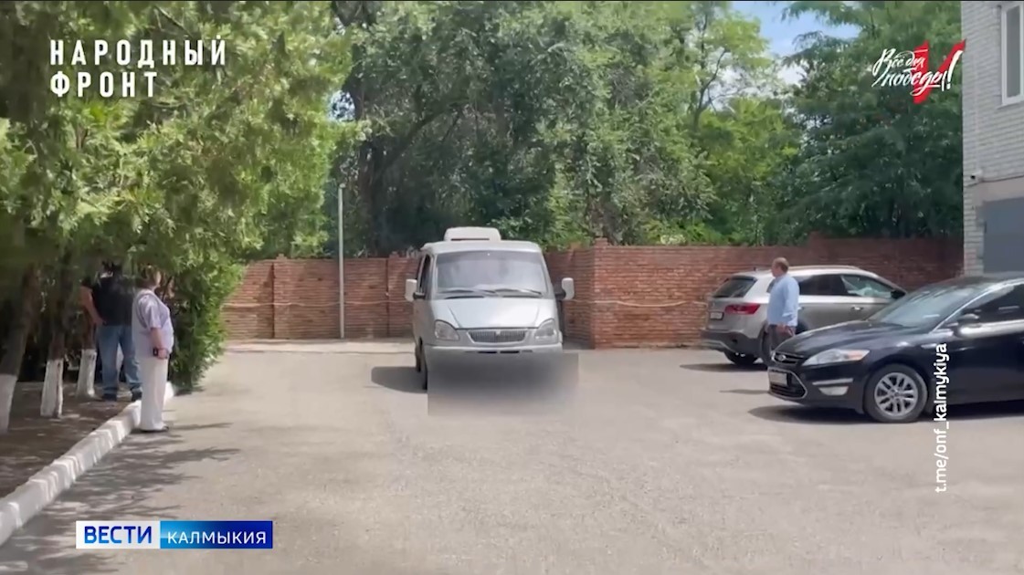 Бойцу СВО с позывным «Рыцарь» вручили ключи от газели.