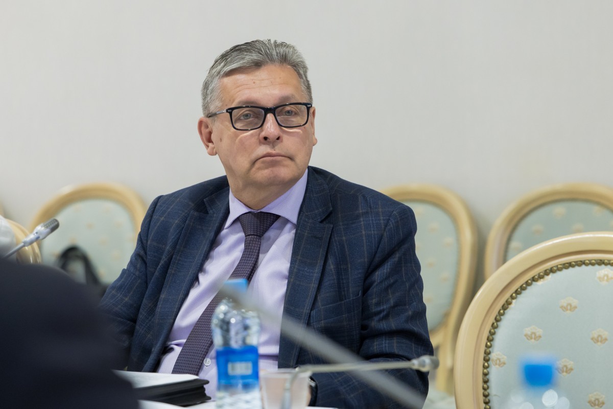 Рифат Сабитов рассказал об изменении правил работы исследовательских компаний