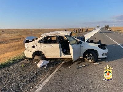 Сегодня на федеральной автодороге Р-22 «Каспий» в Кетченеровском районе произошло смертельное ДТП.