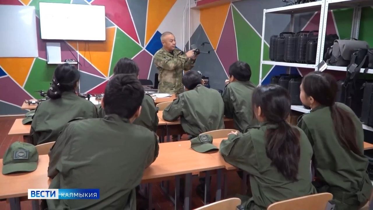 Инструкторы Центра «ВОИН» отправились в зону проведения специальной военной операции в качестве добровольцев для защиты интересов страны.