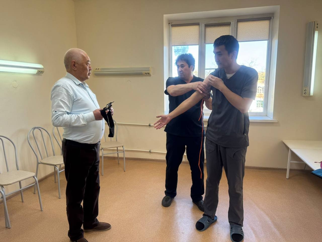В Лаганской районной больнице в рамках федерального проекта «Здоровое будущее» открылся специализированный кабинет для обучения навыкам первой помощи.