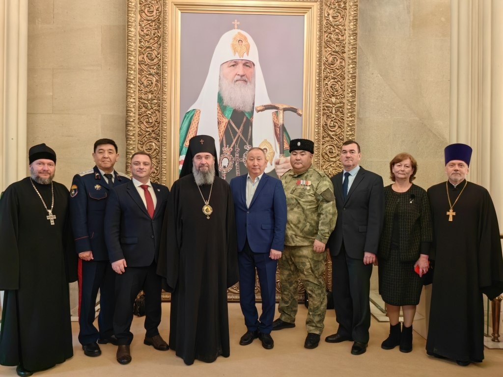 Делегация Калмыкии принимает участие во Всемирном русском народном соборе.