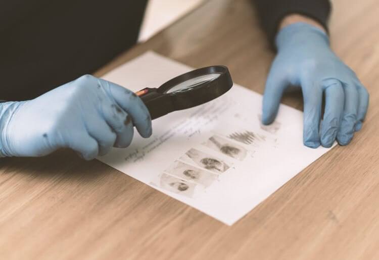 Полицейские Калмыкии задержали двоих разыскиваемых граждан в ходе оперативной работы.﻿