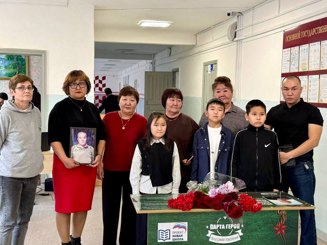 В Черноземельском районе увековечили память Героя СВО Аркадия Убушаева.