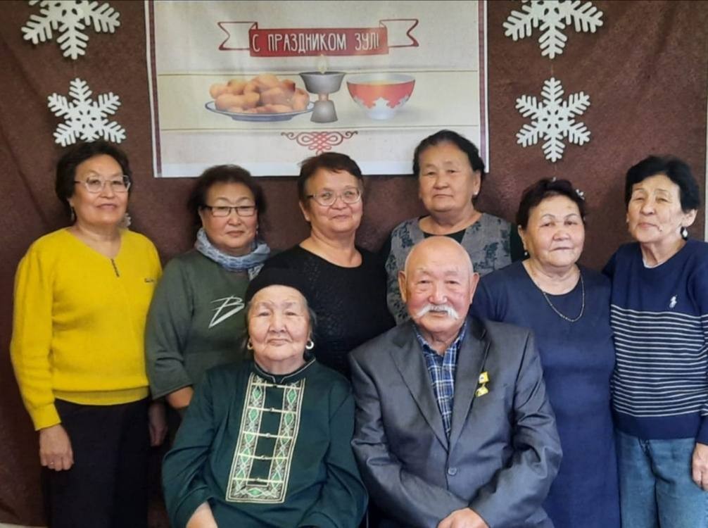 В преддверии национального праздника Зул в посёлке Тавн Гашун состоялось торжественное мероприятие «Зулын байр».