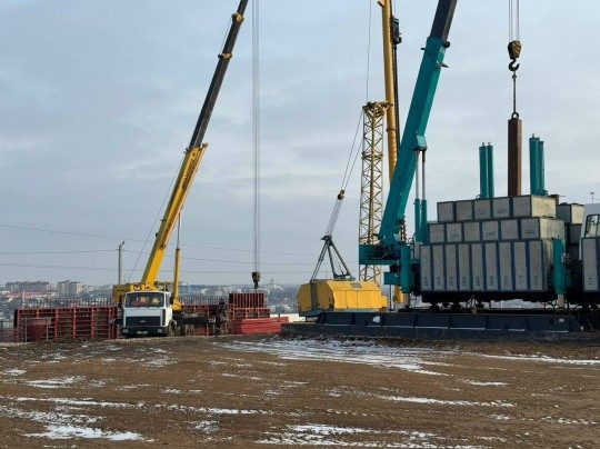В Элисте строится новая школа.
