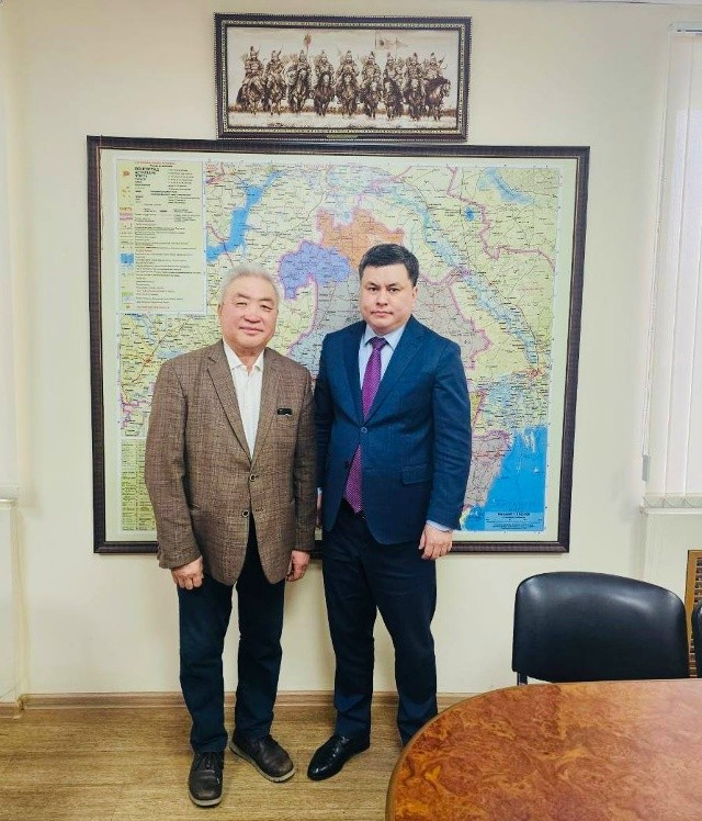 Александр Болтыров избран председателем комиссии по охране здоровья, культуре, молодёжной политике и спорту в Общественной палате Калмыкии.