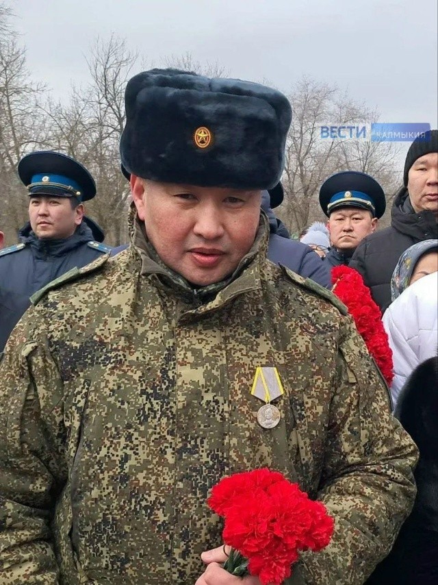 Герой России, участник специальной военной операции Наран Очир-Горяев удостоен ордена Деликова.