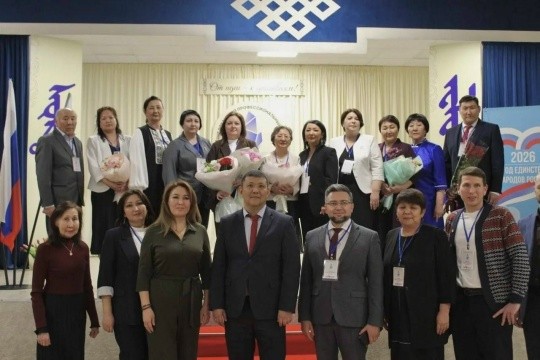 Директор Калмыцкой этнокультурной гимназии имени Зая-Пандиты Елена Лиджиева стала победителем республиканского этапа конкурса «Директор года Калмыкии – 2026».